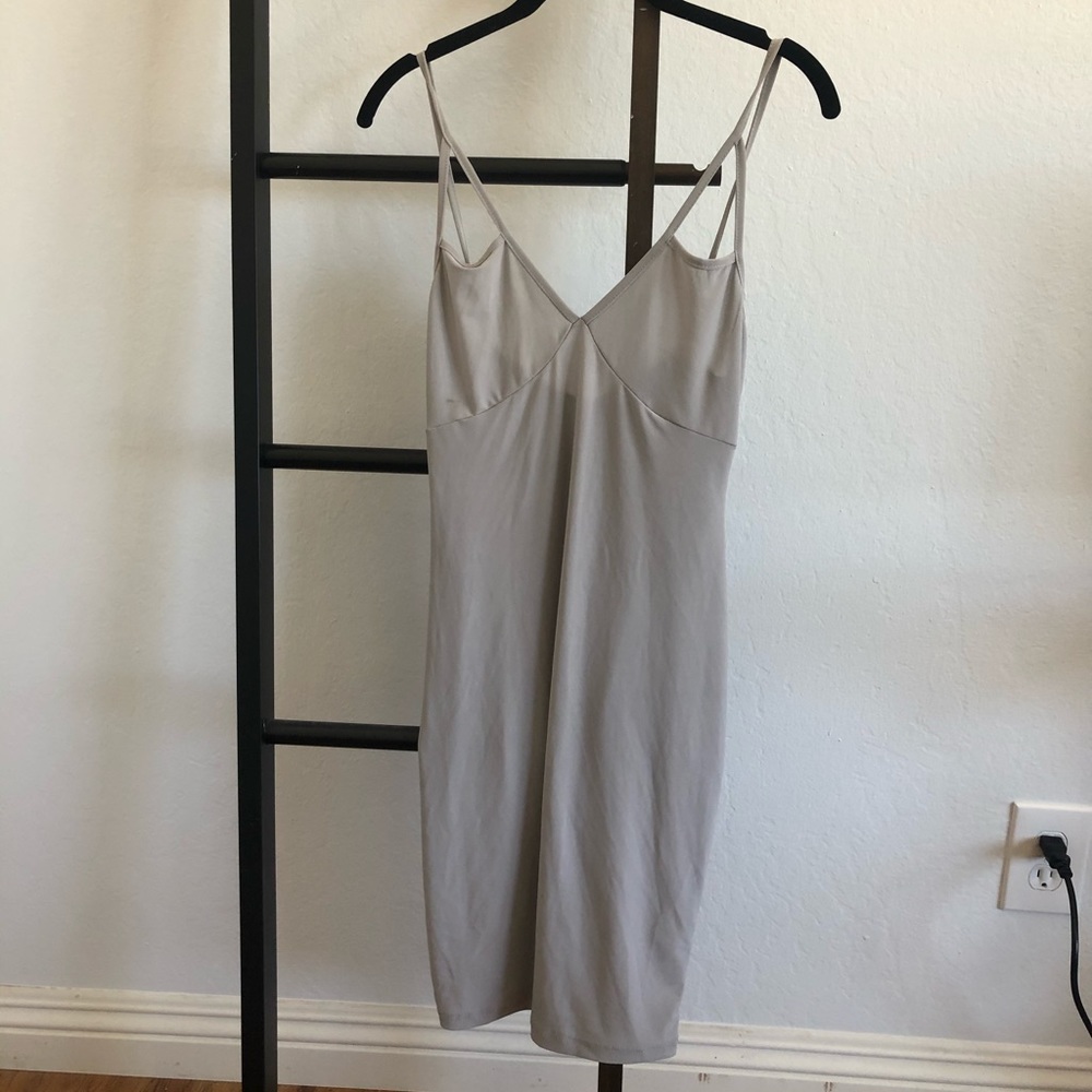 Form fitting slip